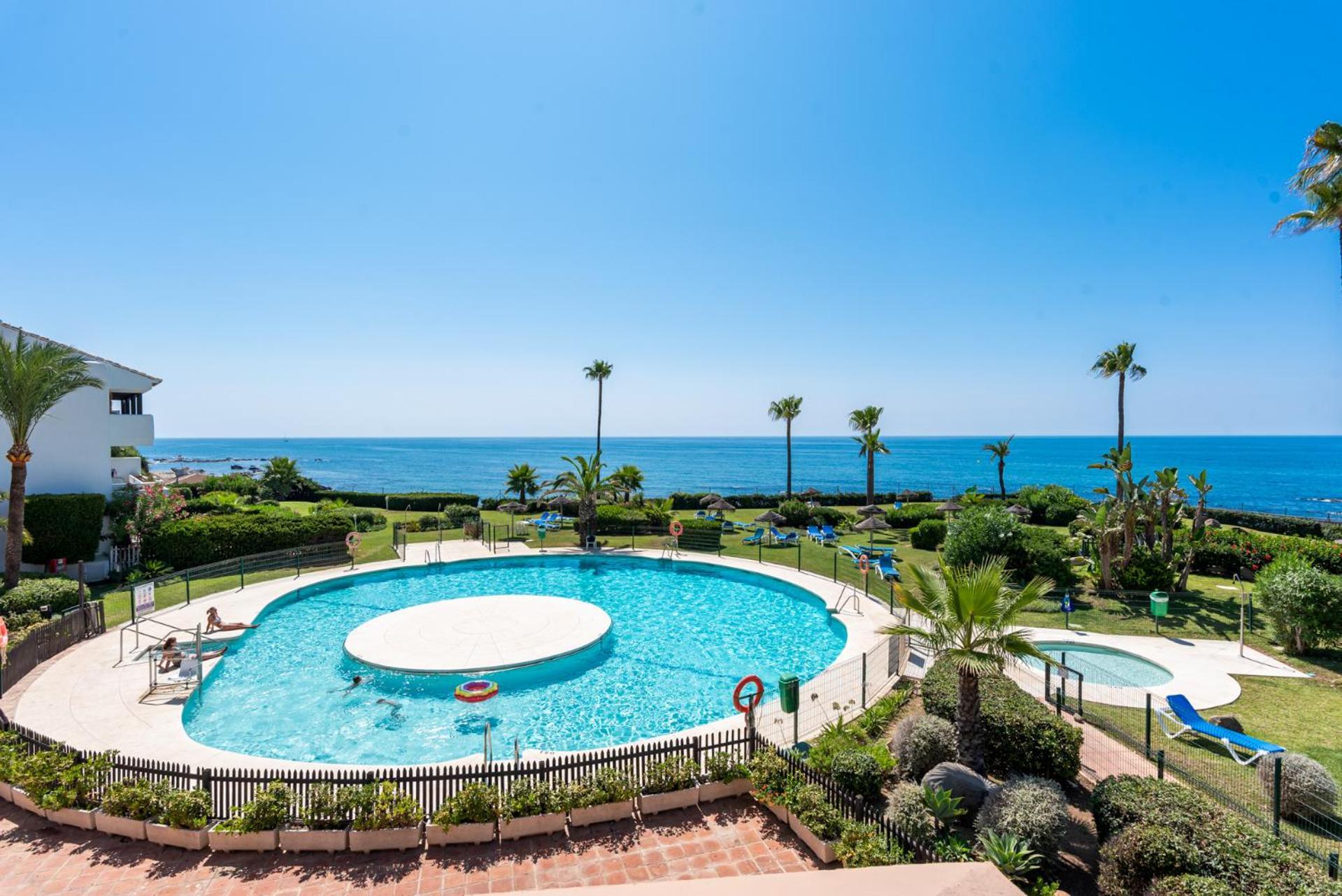Miraflores Apartments By The Beach Costa Del Sol Ситио-де-Калаонда Экстерьер фото
