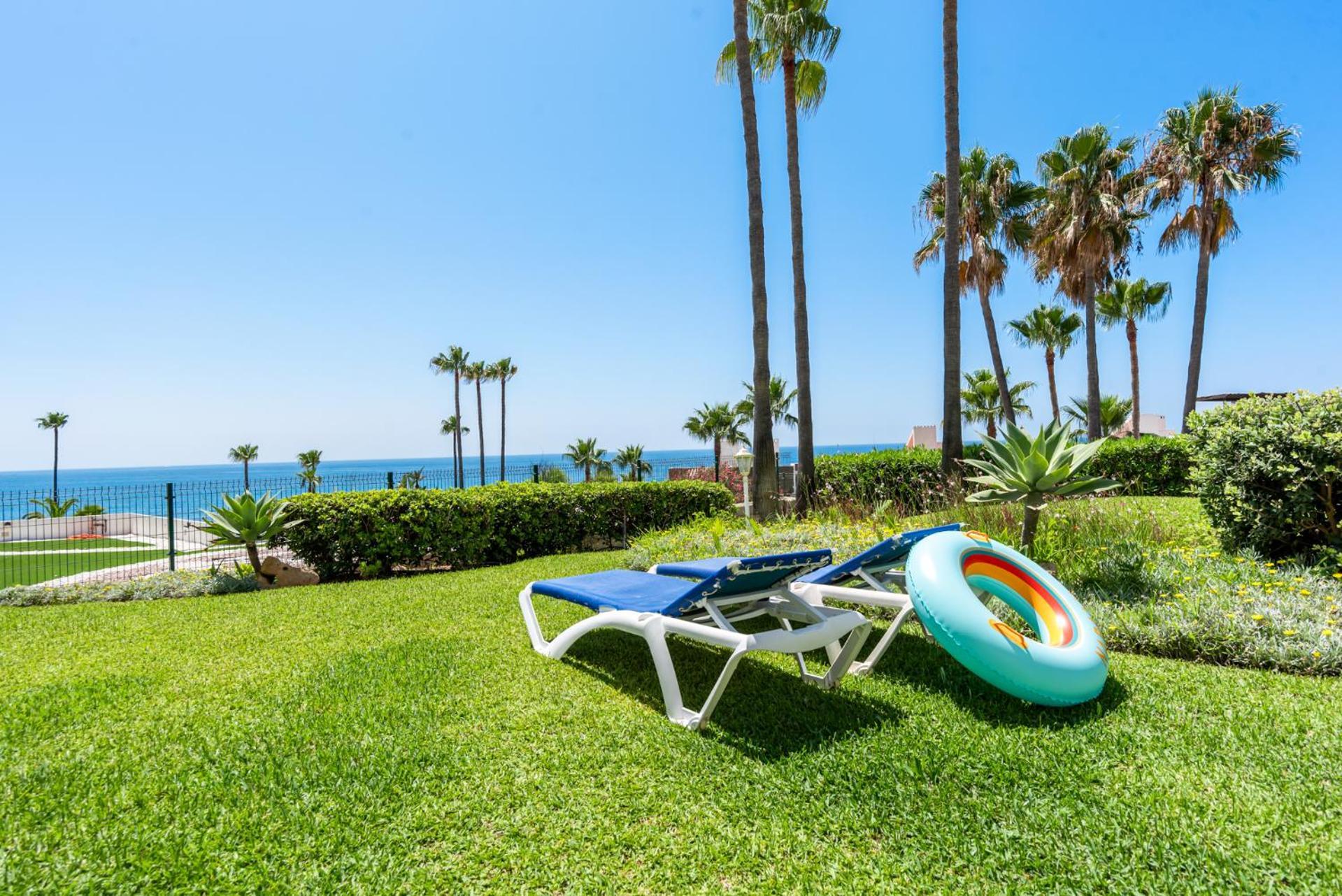 Miraflores Apartments By The Beach Costa Del Sol Ситио-де-Калаонда Экстерьер фото
